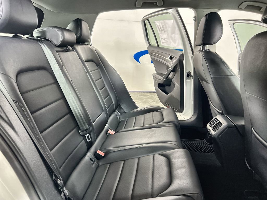 Used 2015 Volkswagen Golf SEL w/ Lighting Package (SEL) FWD image 26