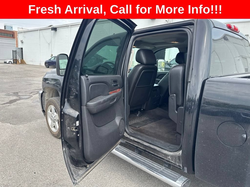 Used 2011 Chevrolet Silverado 2500 LTZ w/ LTZ Plus Package AWD/4WD image 23