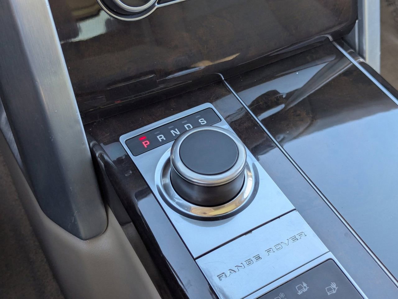 Used 2016 Land Rover Range Rover Supercharged image 27