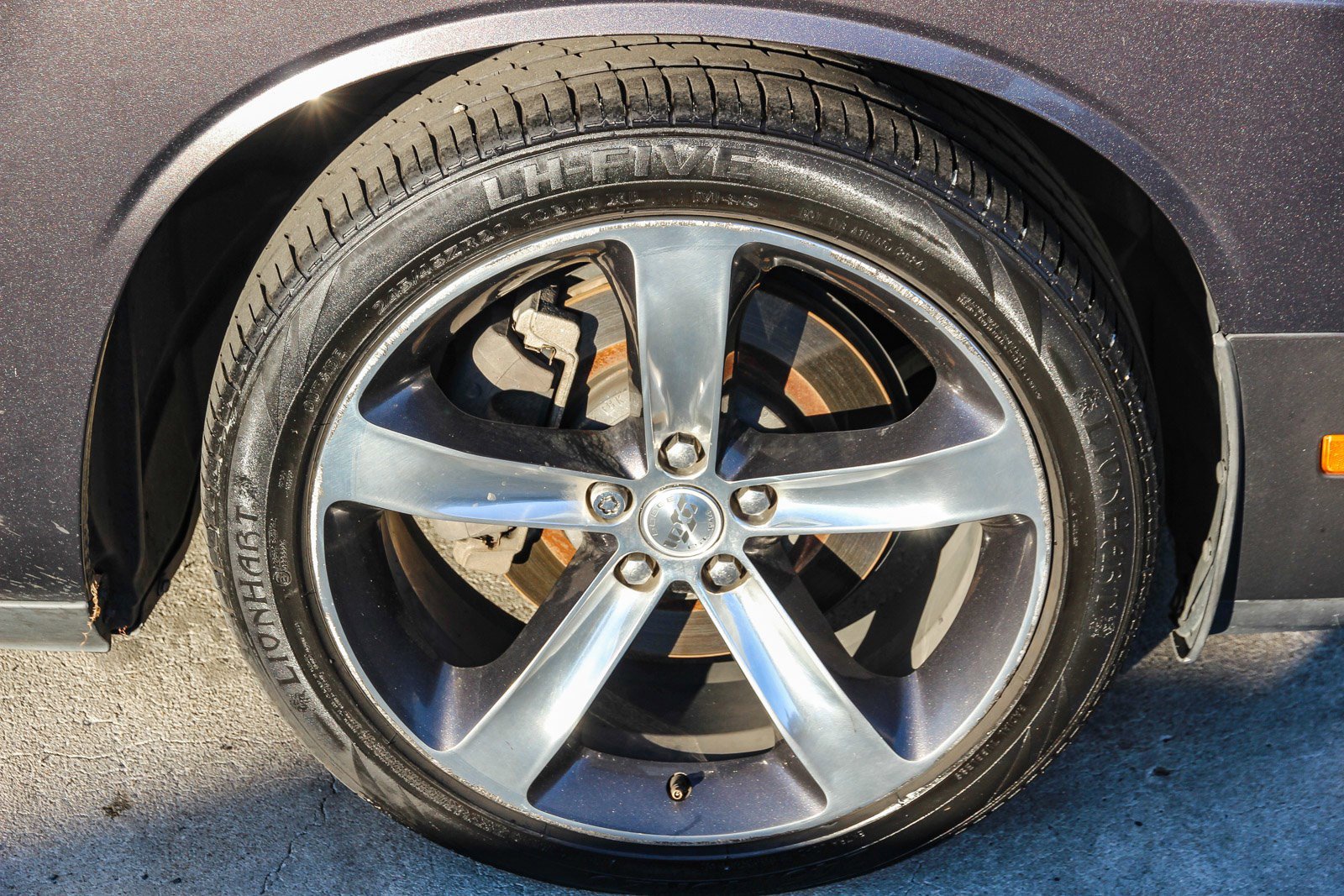 Used 2014 Dodge Challenger R/T image 13