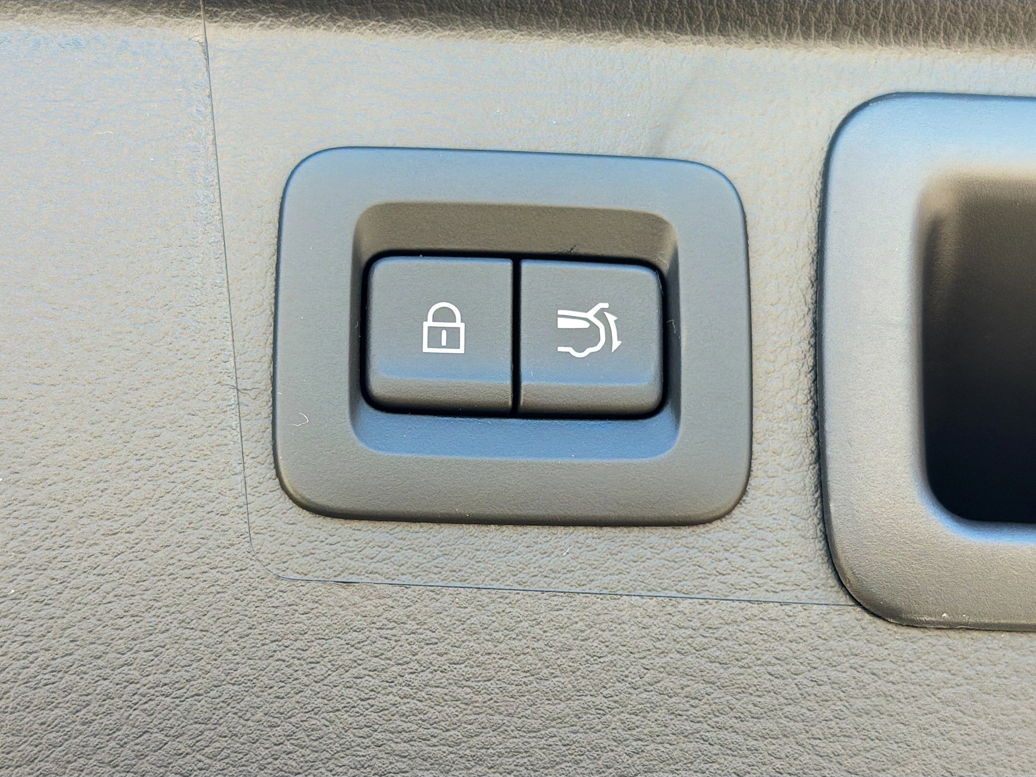 New 2026 MAZDA CX-50 2.5 Hybrid w/ Premium Plus Pkg image 14