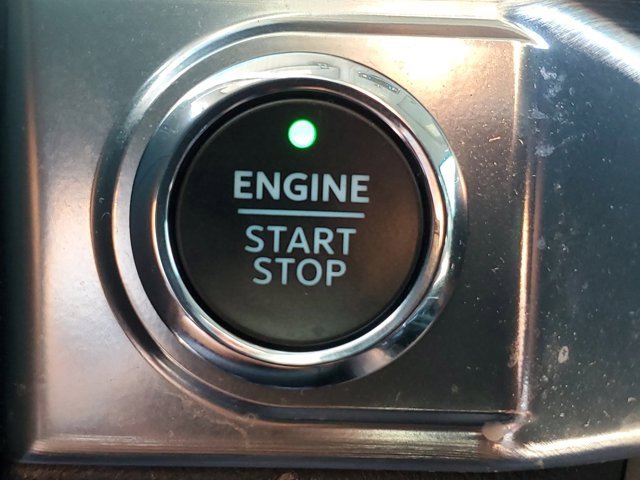 Certified 2021 Ford F150 Lariat w/ Equipment Group 502A High image 33