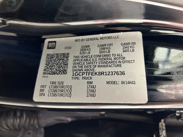 Used 2024 Chevrolet Colorado ZR2 w/ Safety Package image 27