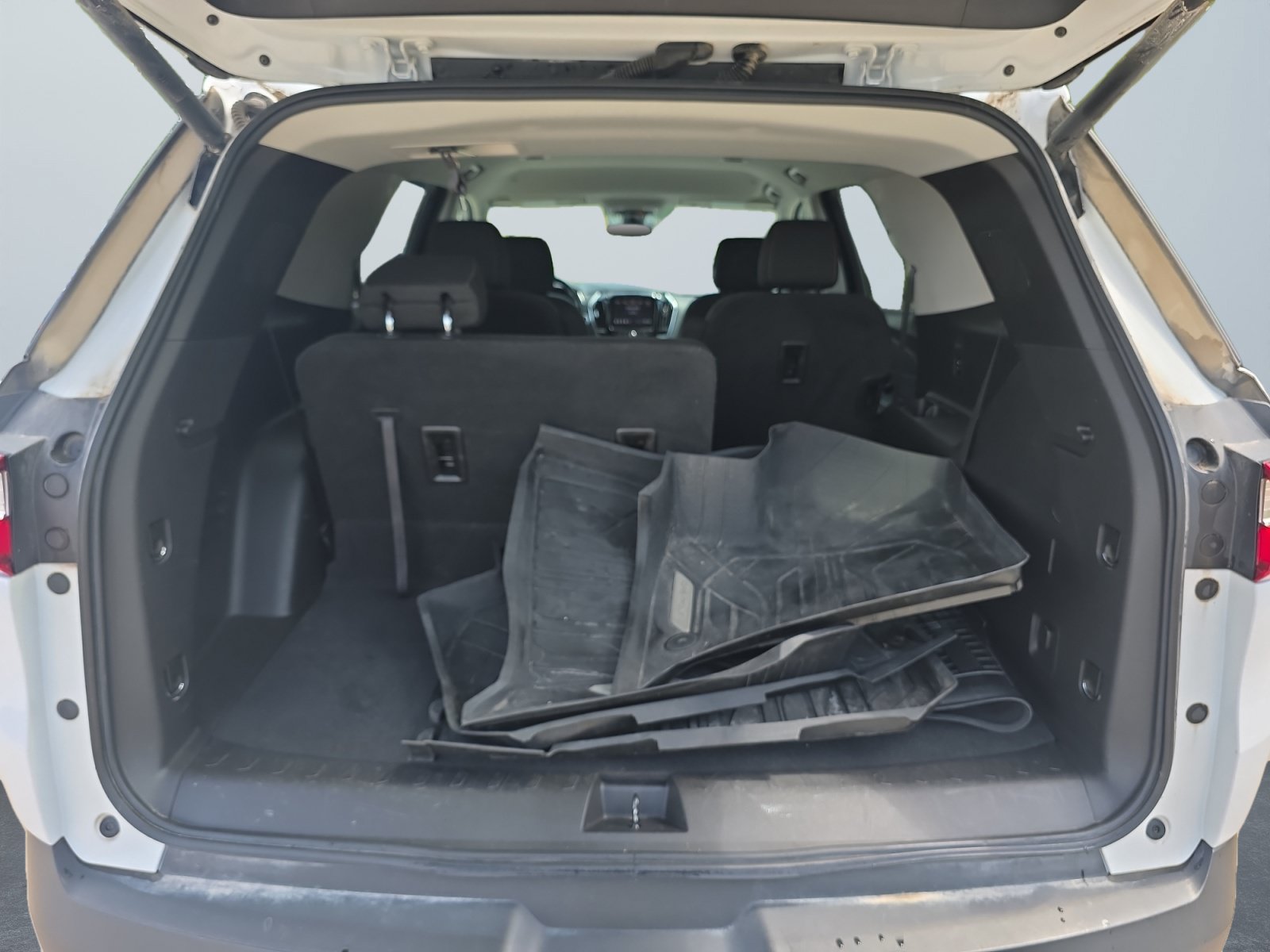 Used 2021 Chevrolet Traverse LT AWD/4WD image 15