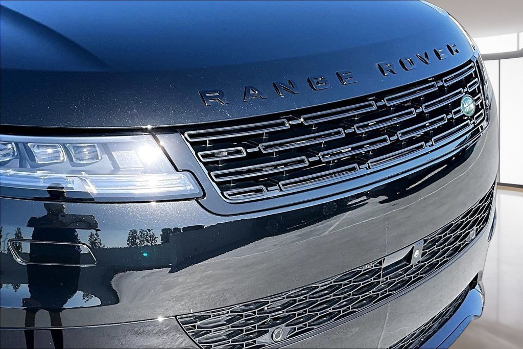Certified 2023 Land Rover Range Rover Sport SE Dynamic AWD/4WD image 31