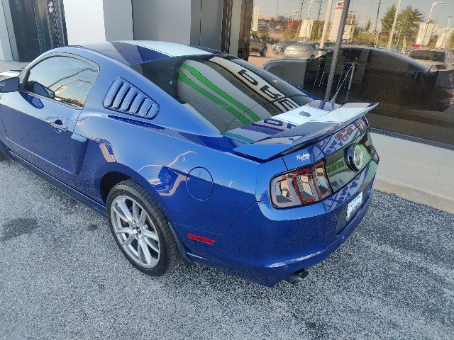 Used 2013 Ford Mustang GT Premium w/ Electronics Pkg RWD image 12