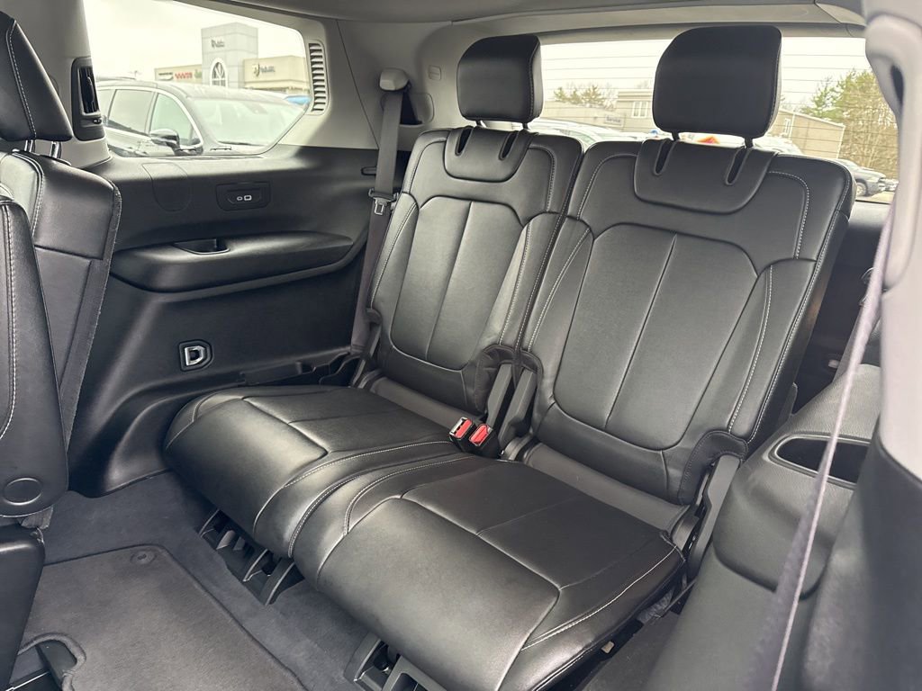 Certified 2023 Jeep Grand Cherokee L Limited image 26