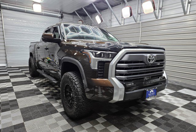 Used 2023 Toyota Tundra Limited AWD/4WD image 5