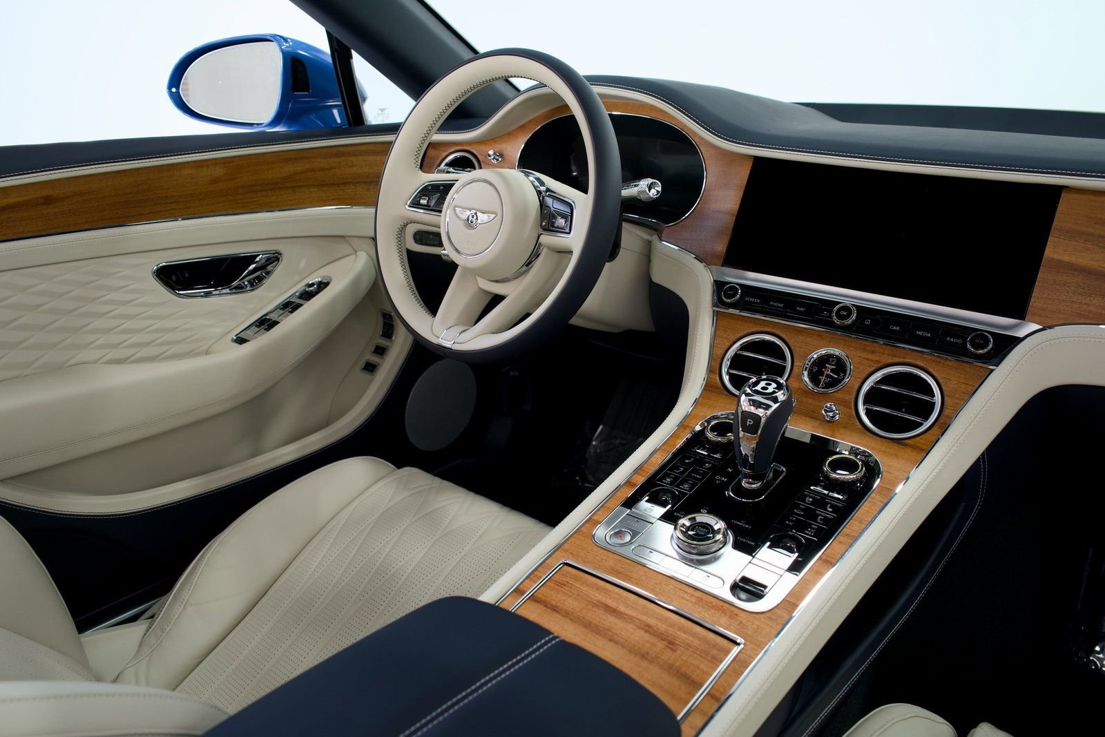 New 2026 Bentley Continental GTC image 30