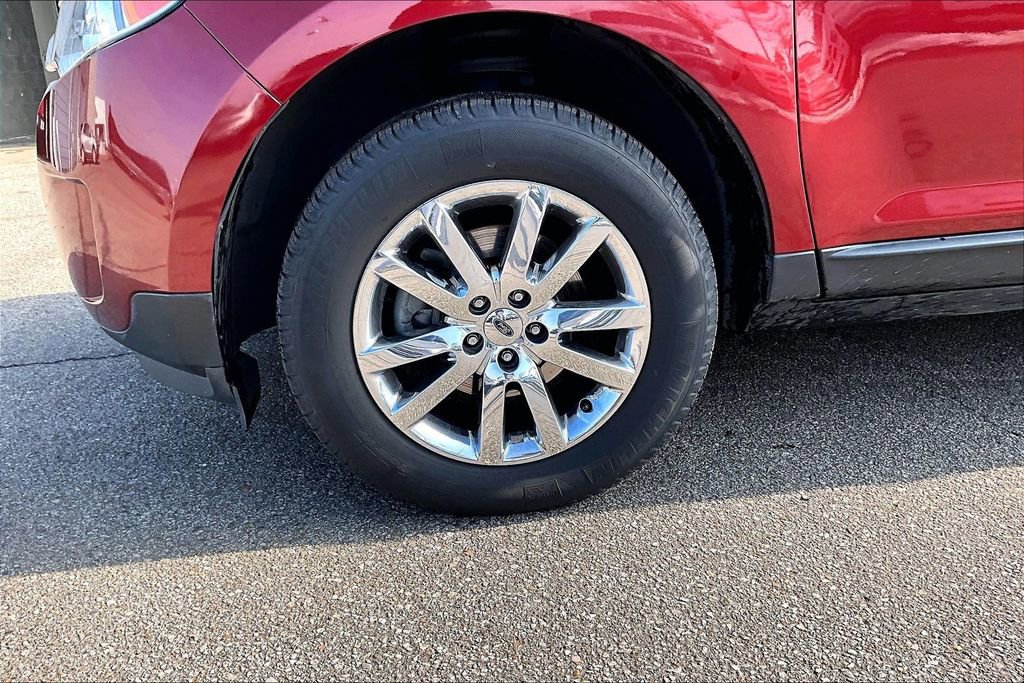 Used 2014 Ford Edge Limited w/ Driver Entry Package image 4