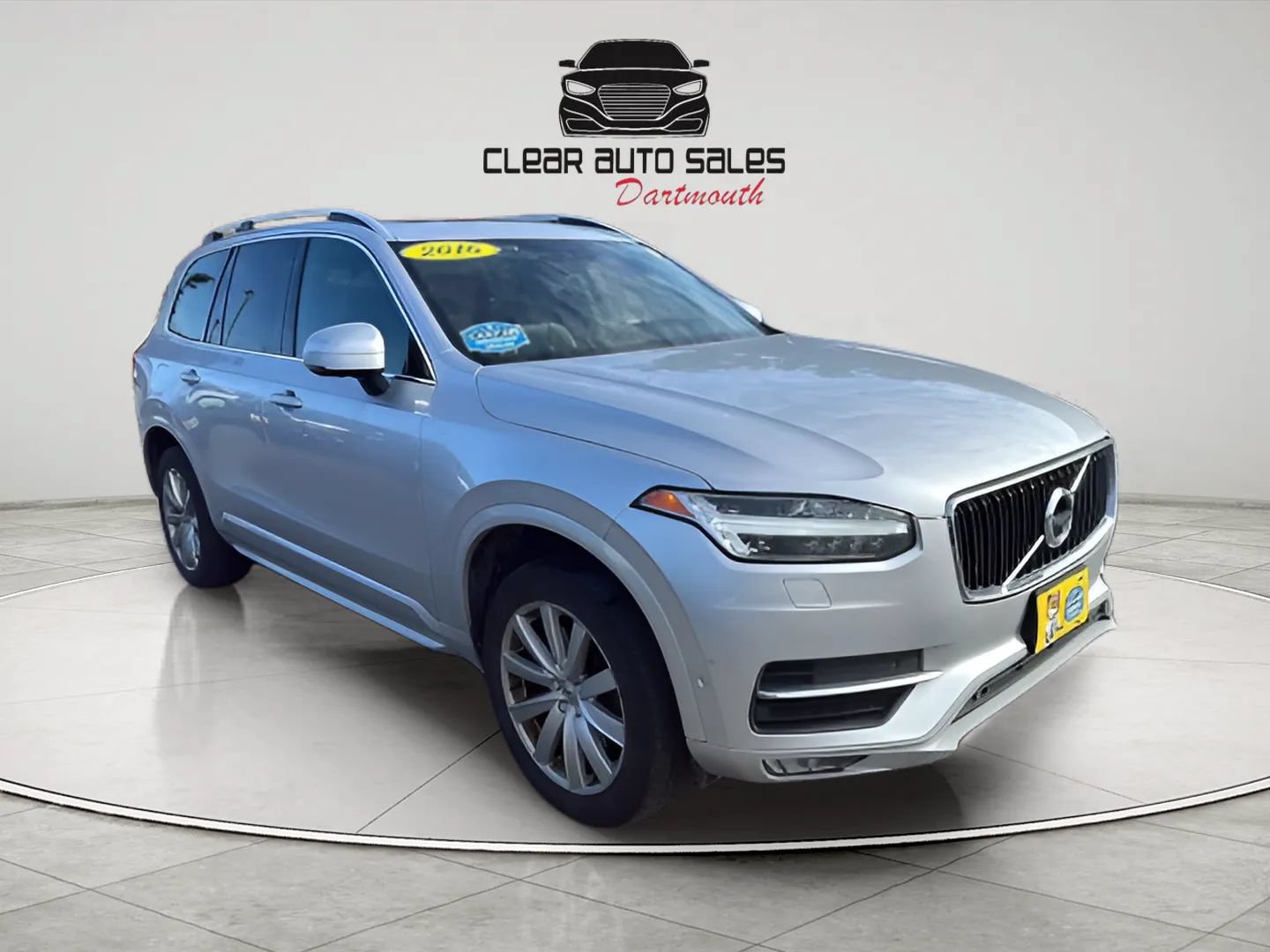Used 2016 Volvo XC90 T6 Momentum w/ Momentum Plus Package AWD/4WD image 1