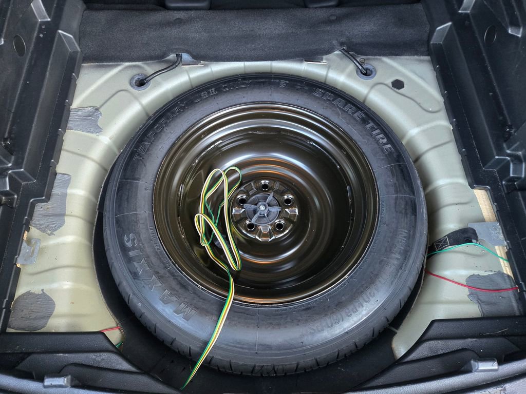 Used 2019 Nissan Rogue S image 18