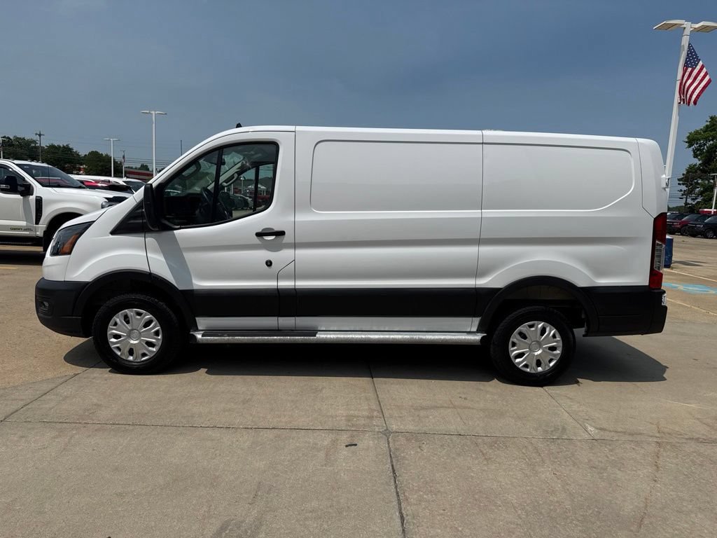 Used 2025 Ford Transit 250 Low Roof w/ Exterior Upgrade Package RWD image 3