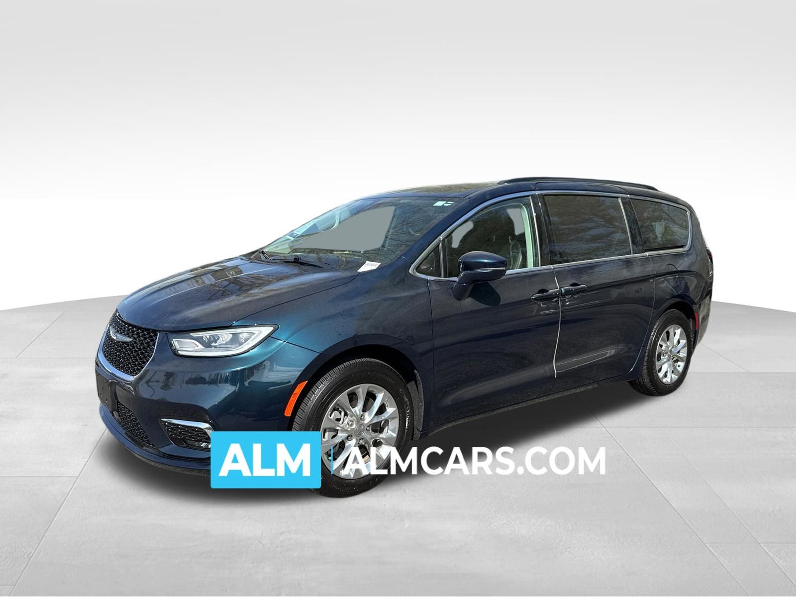 Used 2022 Chrysler Pacifica Touring-L