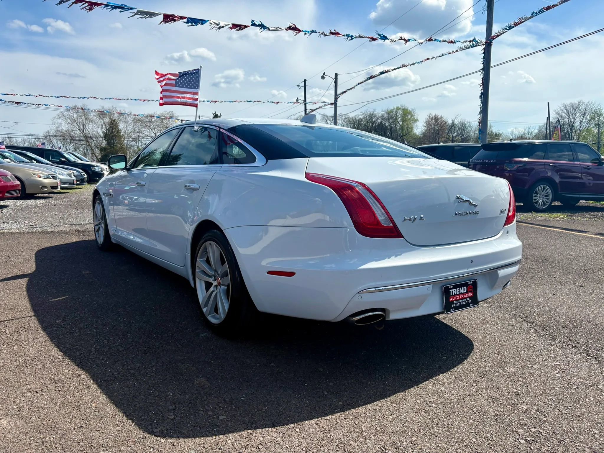 Used 2016 Jaguar XJ L Portfolio RWD image 3