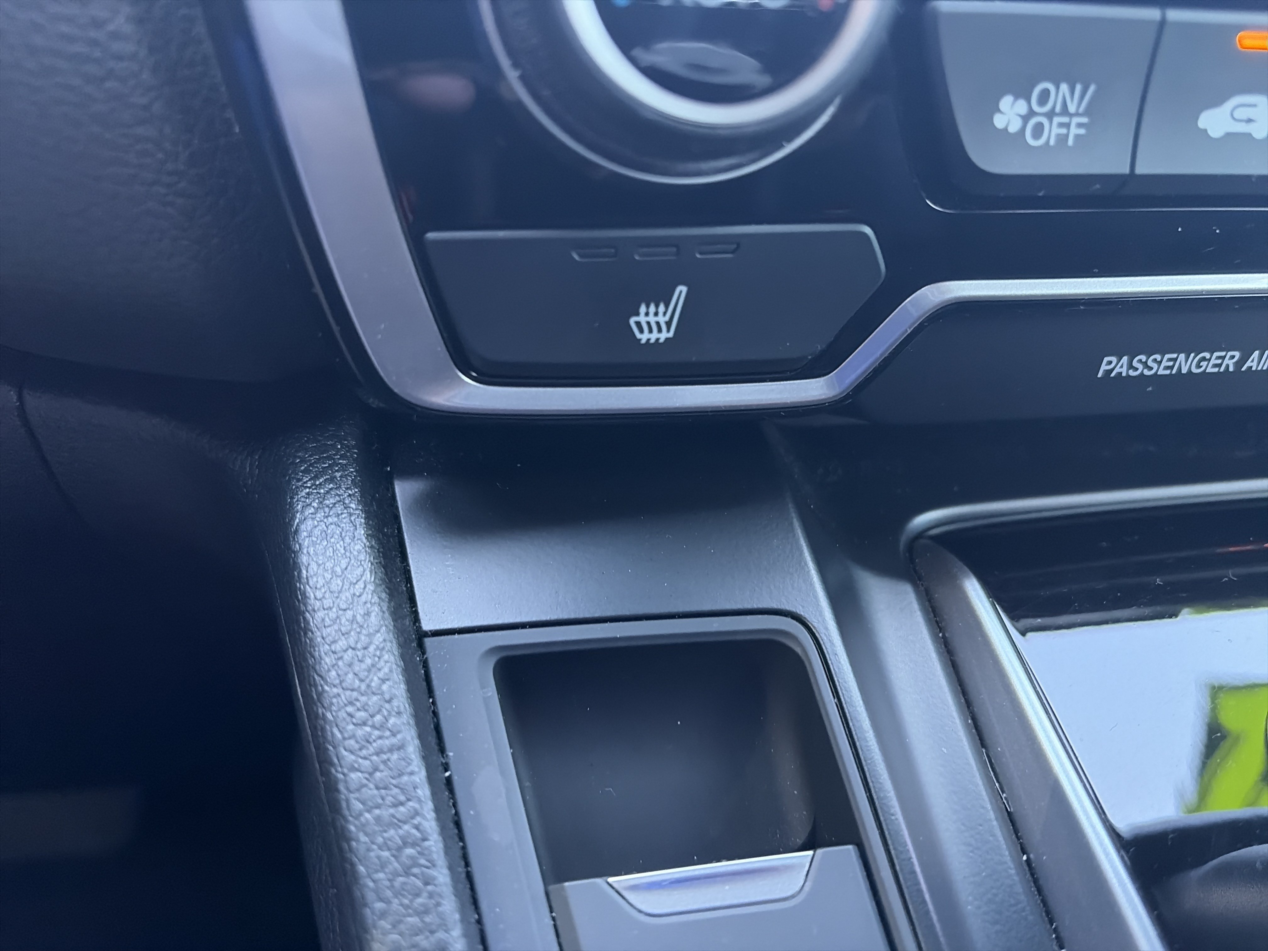 Used 2022 Honda CR-V Touring image 28