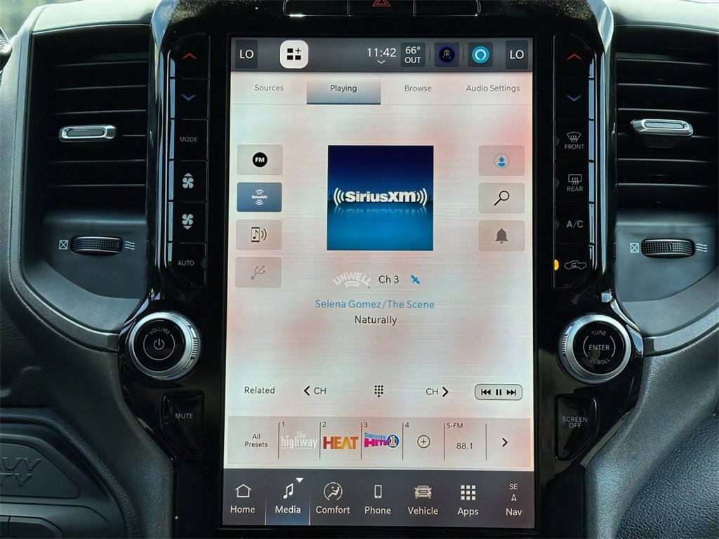 Used 2025 RAM 2500 Tradesman image 13