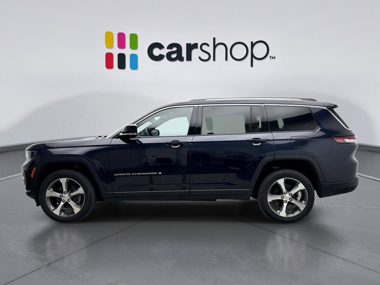 Used 2023 Jeep Grand Cherokee L Limited image 2