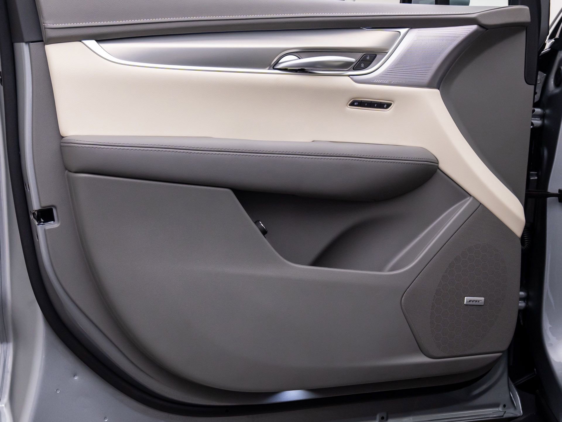 New 2026 Cadillac XT5 Premium Luxury w/ Driver Assist Package image 15