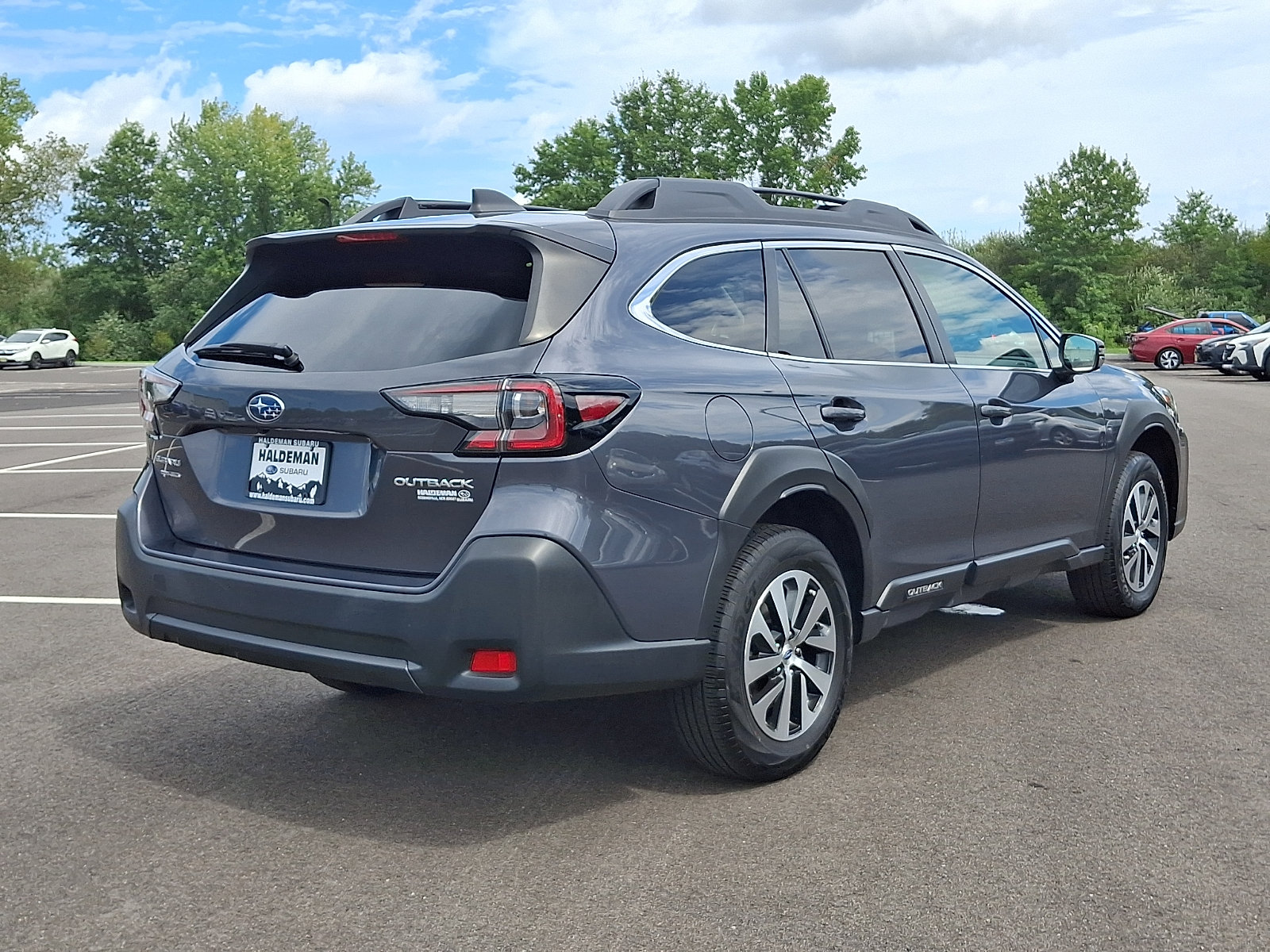 Certified 2023 Subaru Outback Premium AWD/4WD image 7