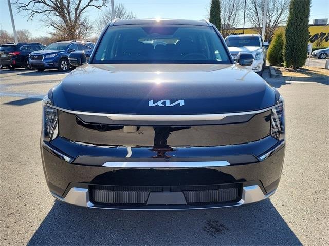 New 2026 Kia EV9 Wind image 9