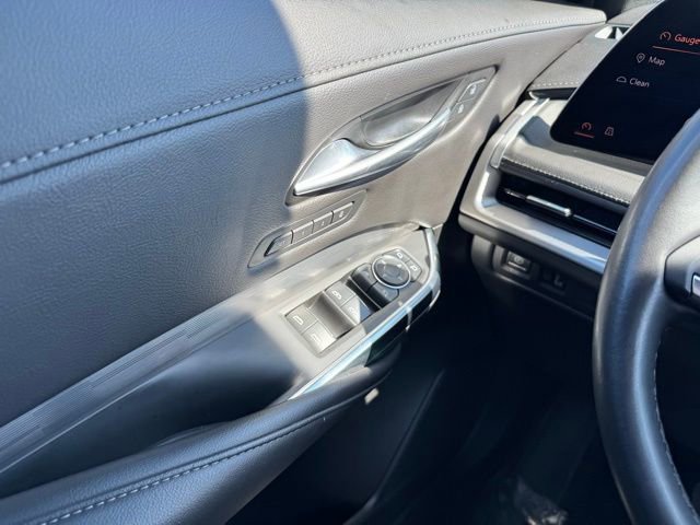 Certified 2025 Cadillac XT4 Premium Luxury AWD/4WD image 29