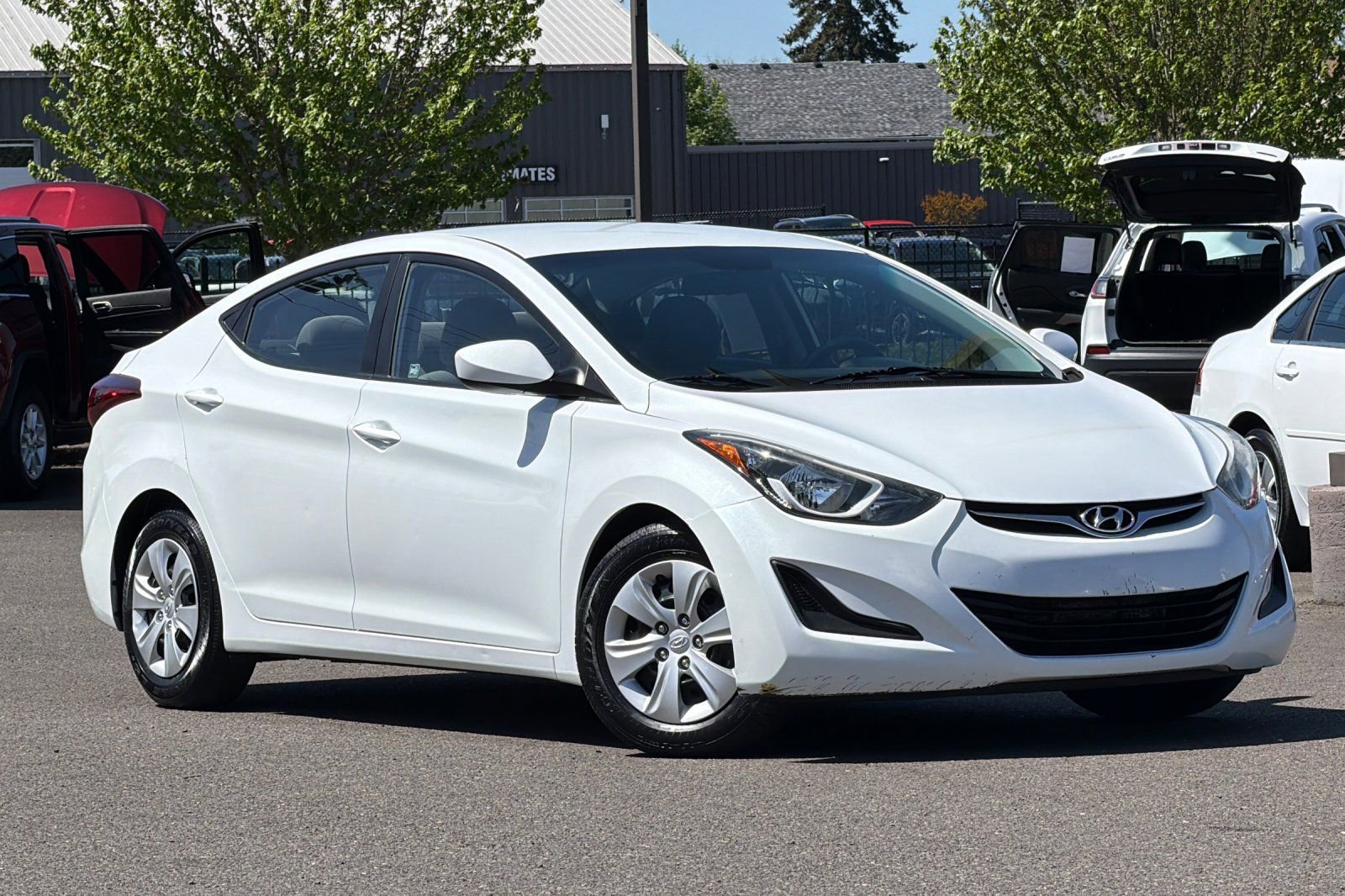 Used 2016 Hyundai Elantra SE FWD image 2