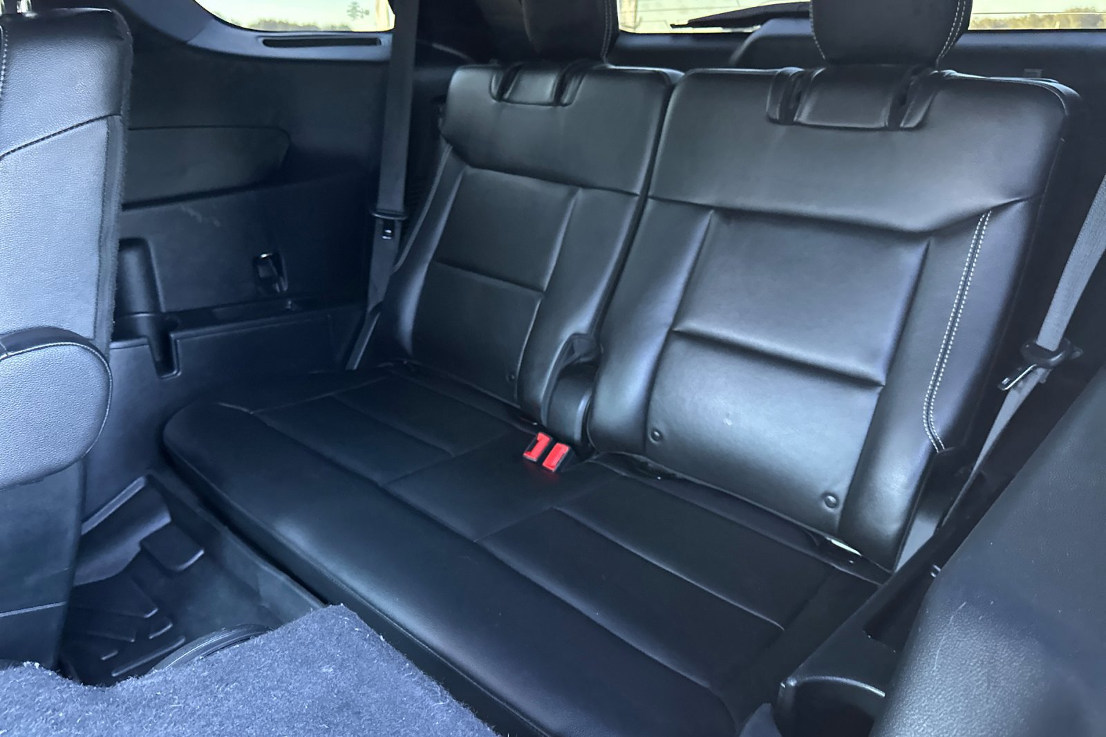 Used 2022 Ford Explorer ST w/ Equipment Group 401A image 14