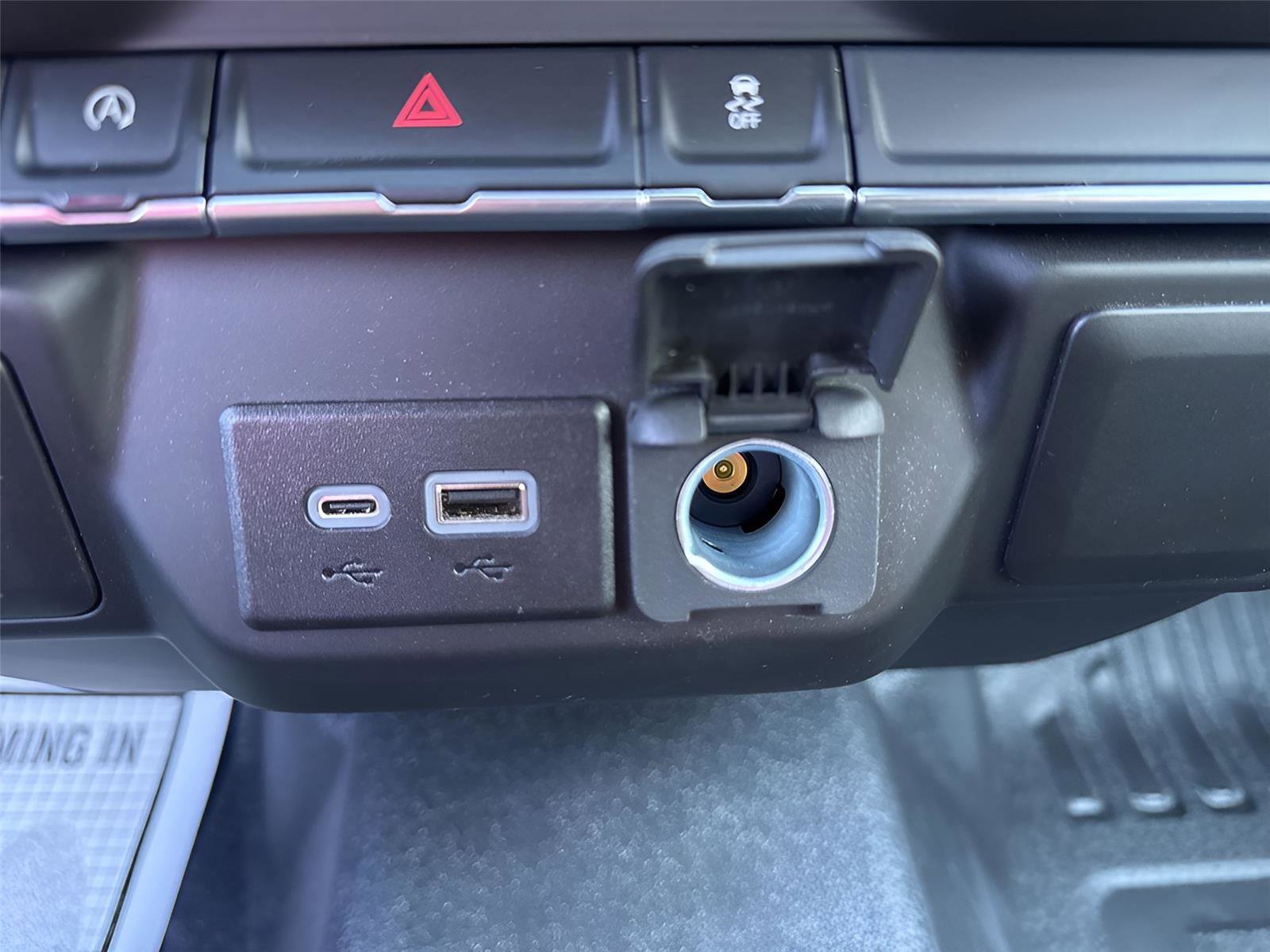 Used 2025 Chevrolet Silverado 1500 W/T w/ Trailering Package image 18