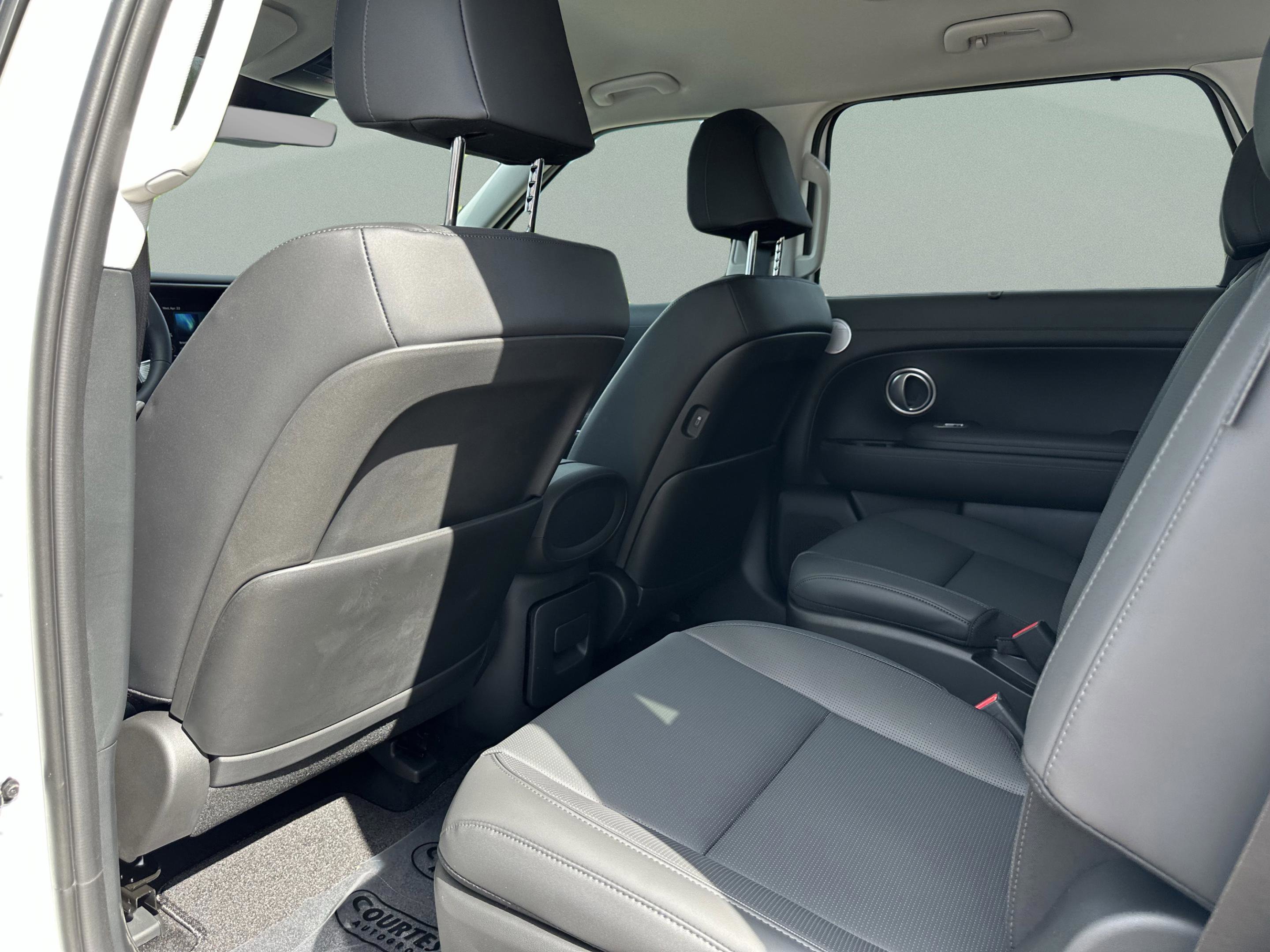 New 2026 Hyundai Palisade SEL FWD image 11