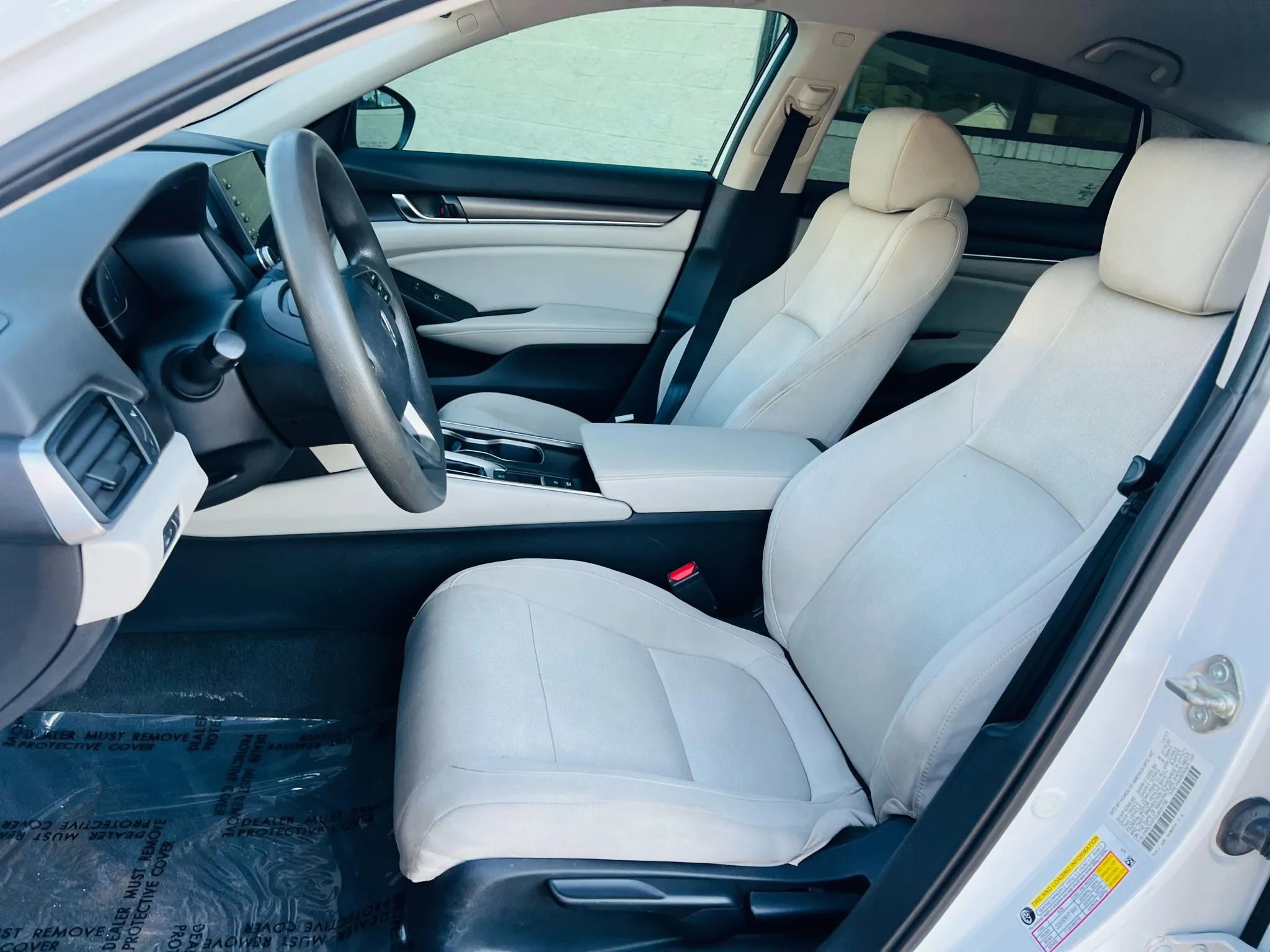 Used 2018 Honda Accord LX image 2