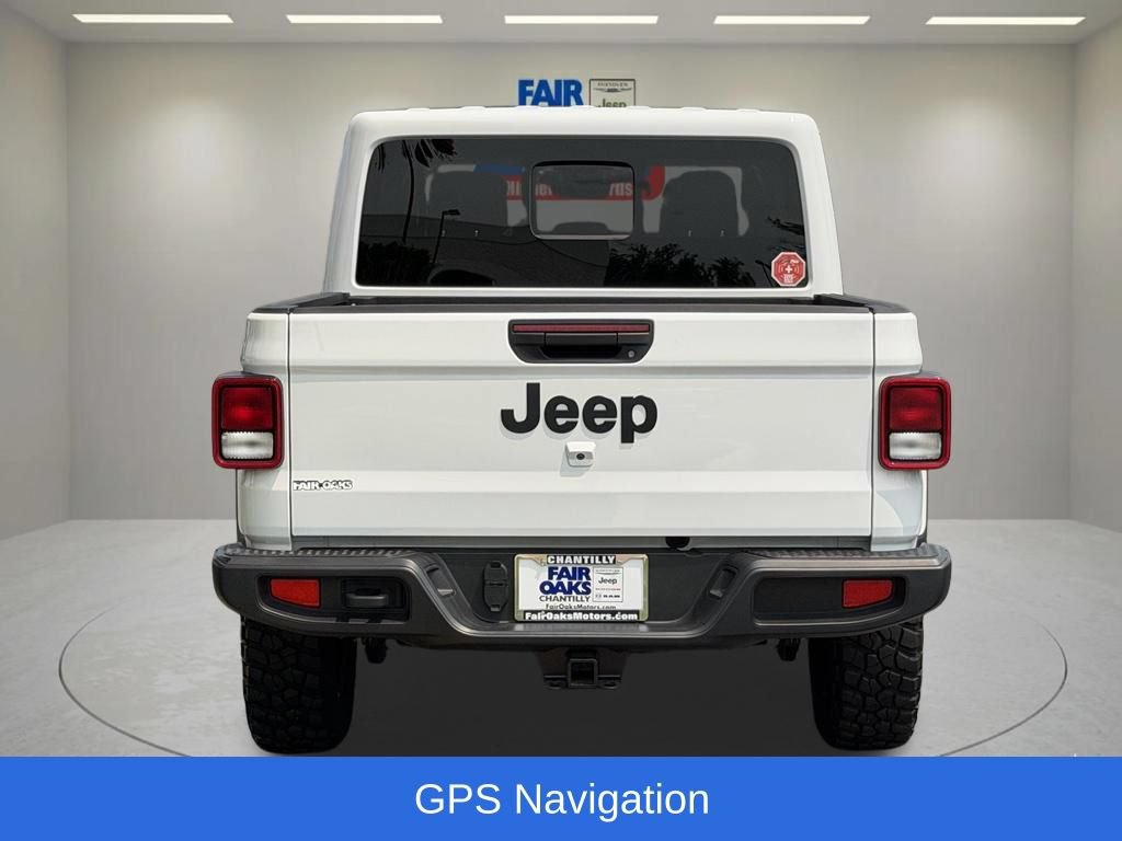 Certified 2025 Jeep Gladiator Sport AWD/4WD image 9