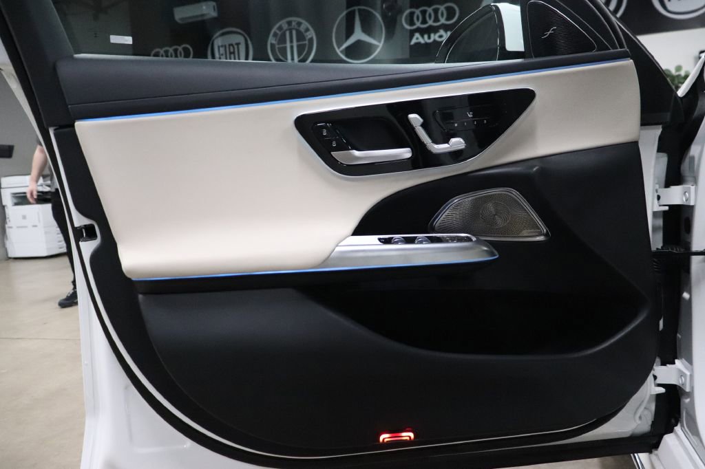 Used 2024 Mercedes-Benz E 450 4MATIC Sedan image 9