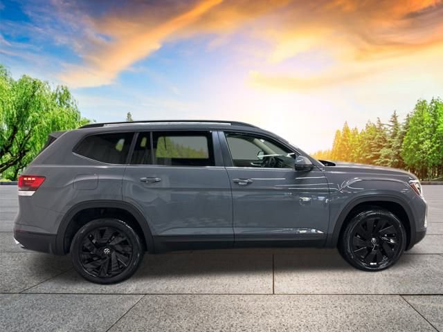 New 2026 Volkswagen Atlas SE image 3