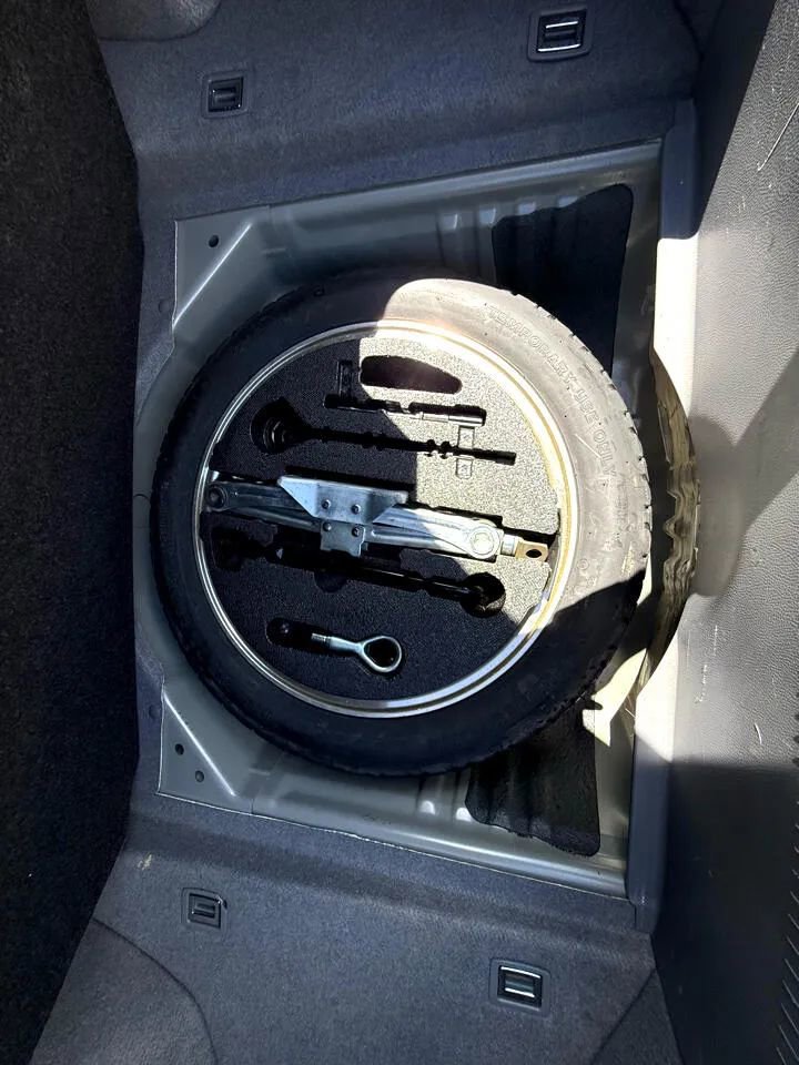 Used 2008 Acura RL 3.5 Sedan 4D image 34