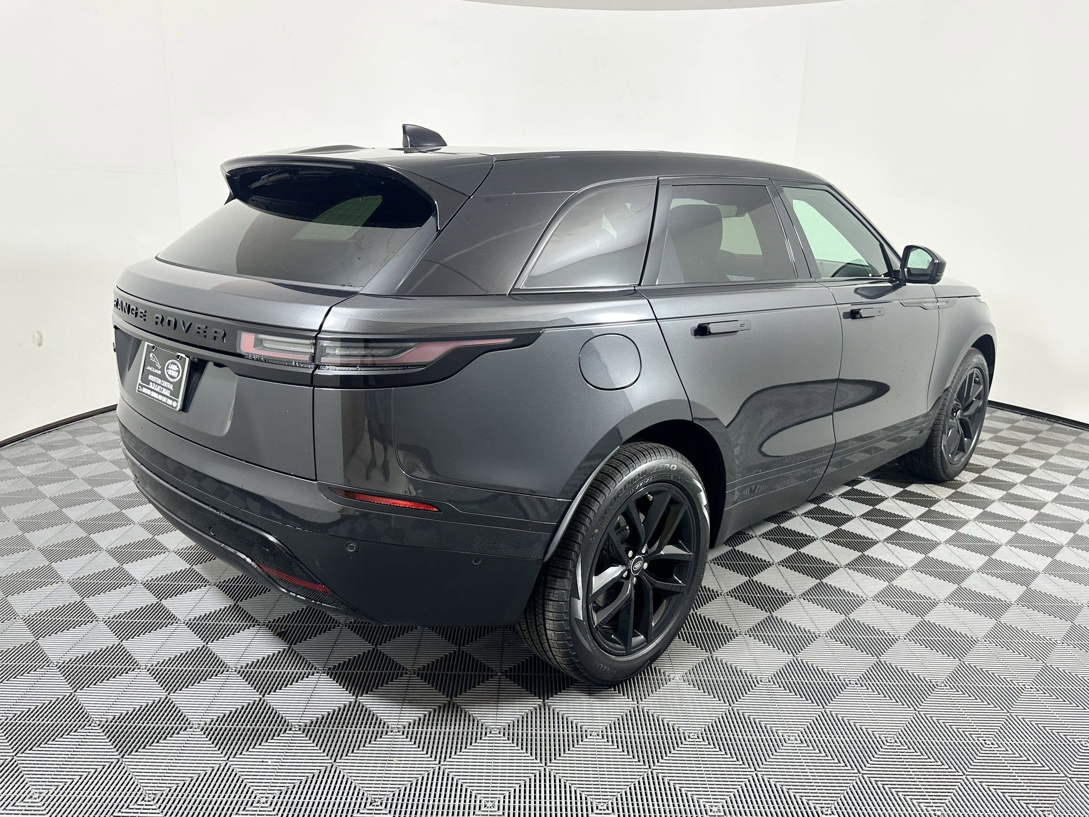 New 2026 Land Rover Range Rover Velar S image 8