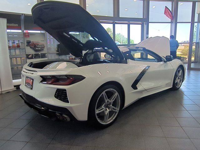 Used 2025 Chevrolet Corvette Stingray Premium Cpe w/ 3LT RWD image 5
