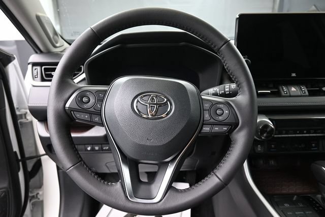 Used 2025 Toyota RAV4 Limited w/ Weather Package AWD/4WD image 23