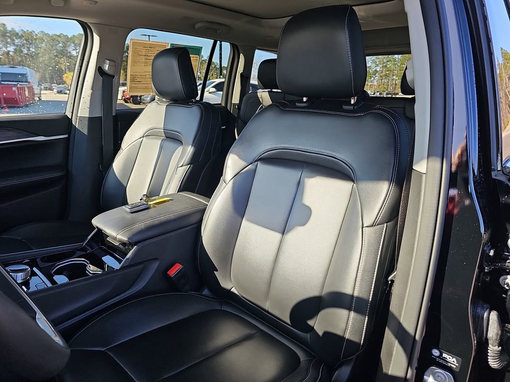 Used 2023 Jeep Grand Cherokee 4WD 4xe image 19