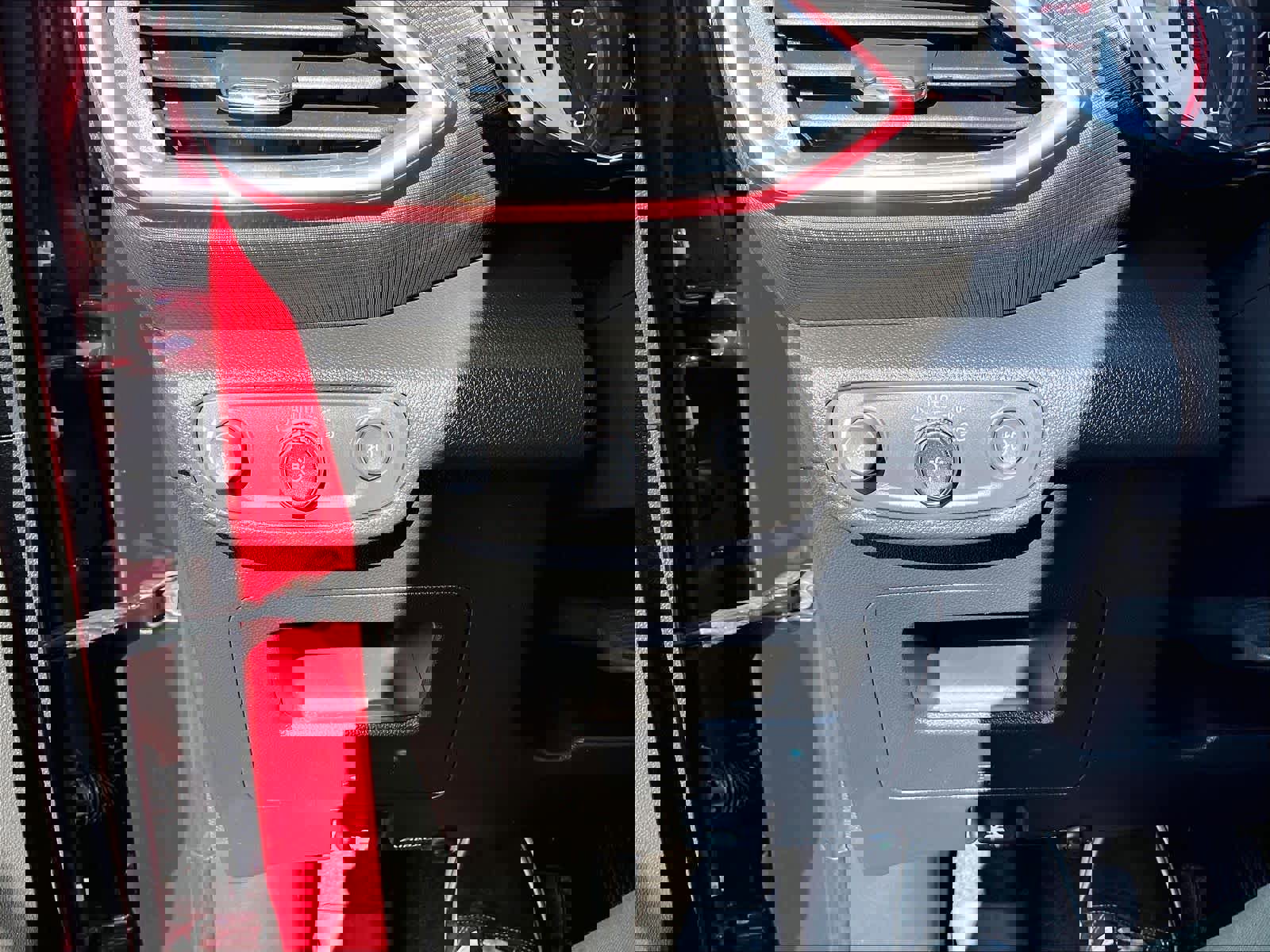 Used 2022 Chevrolet TrailBlazer RS image 34