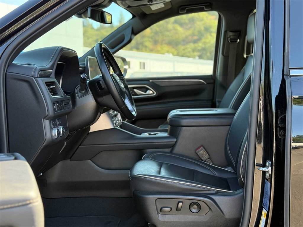 Certified 2023 GMC Yukon SLT image 9