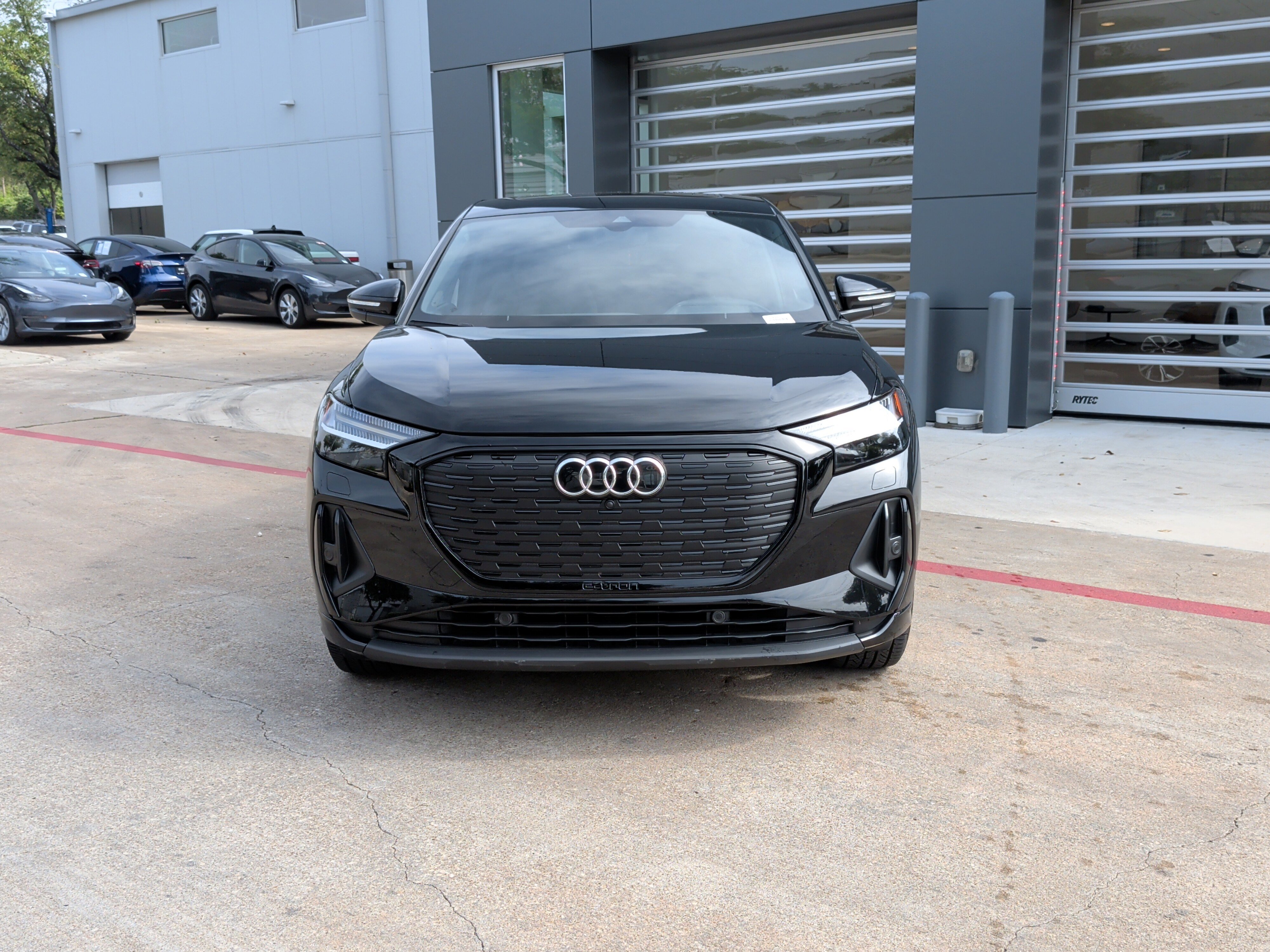 Used 2023 Audi Q4 e-tron Prestige w/ Black Optic Package AWD/4WD image 3