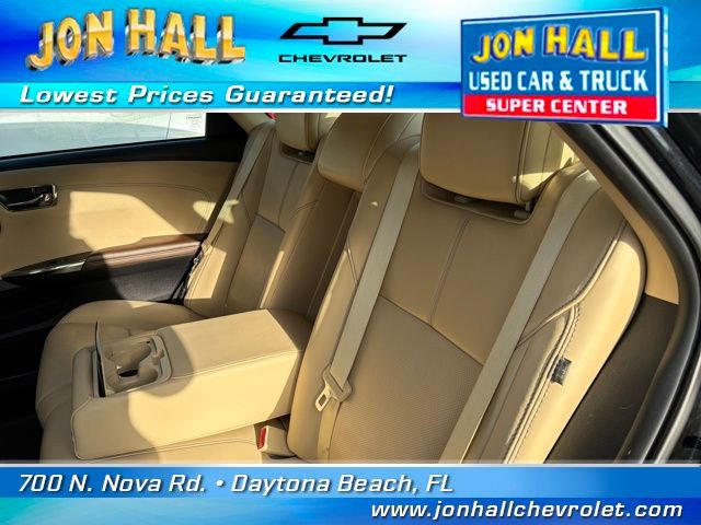 Used 2015 Toyota Avalon Limited image 10