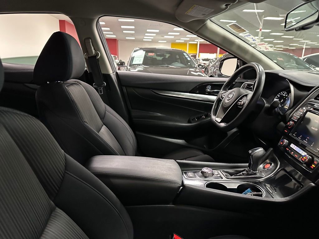 Used 2020 Nissan Maxima 3.5 S w/ Floor Mat Group image 31