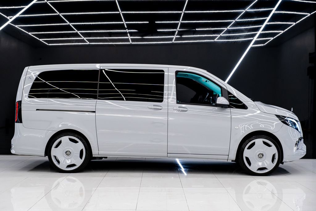 Used 2023 Mercedes-Benz Metris Passenger image 9
