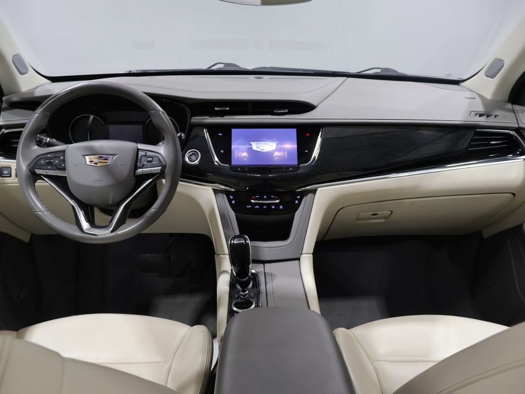 Used 2023 Cadillac XT6 Premium Luxury AWD/4WD image 18
