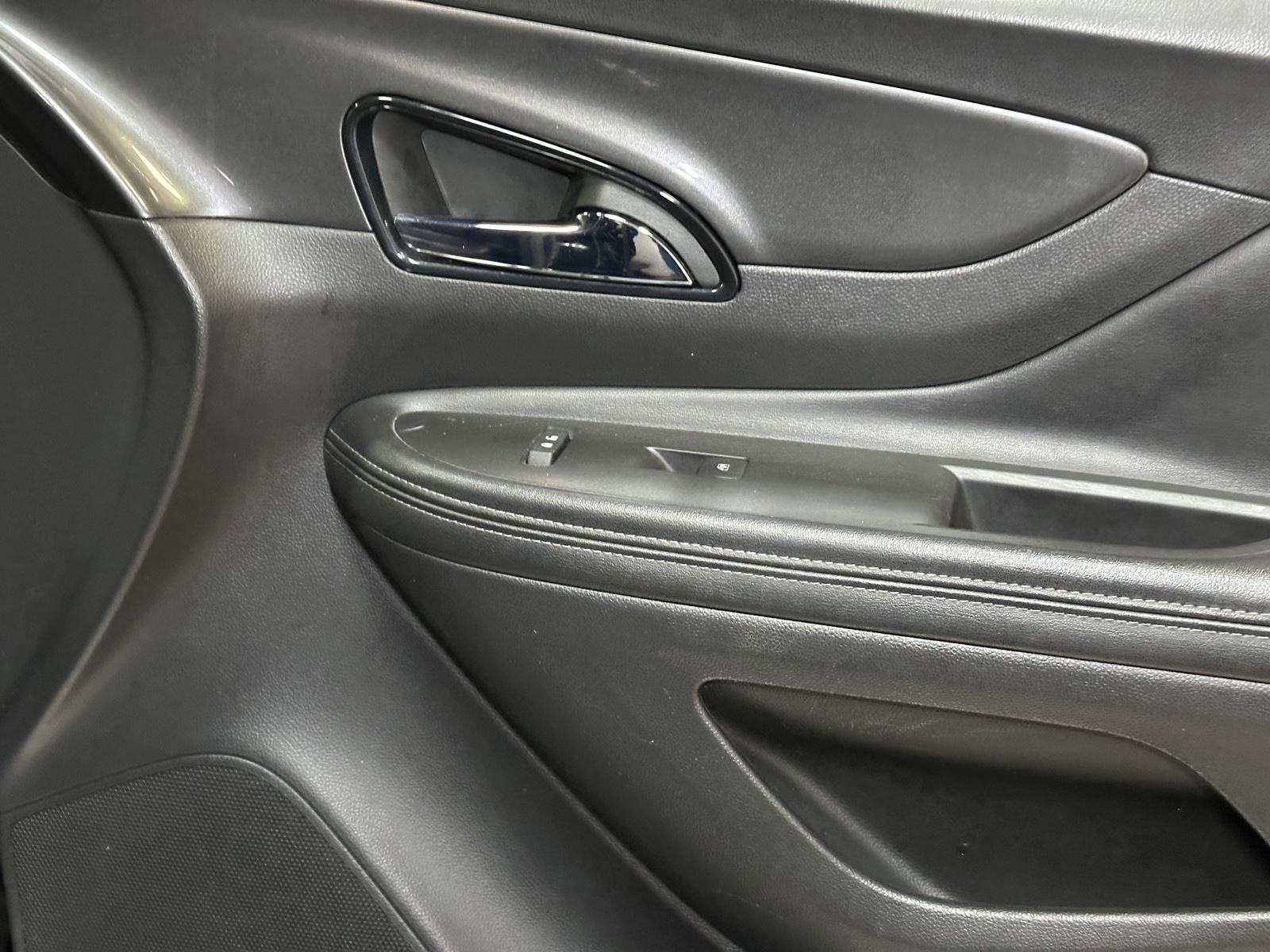 Used 2019 Buick Encore Preferred image 38