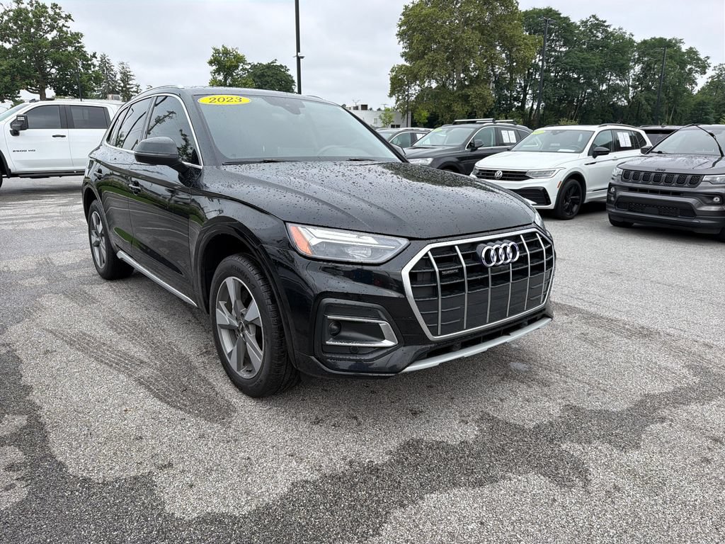 Used 2023 Audi Q5 2.0T Premium Plus w/ Premium Plus Package AWD/4WD image 4