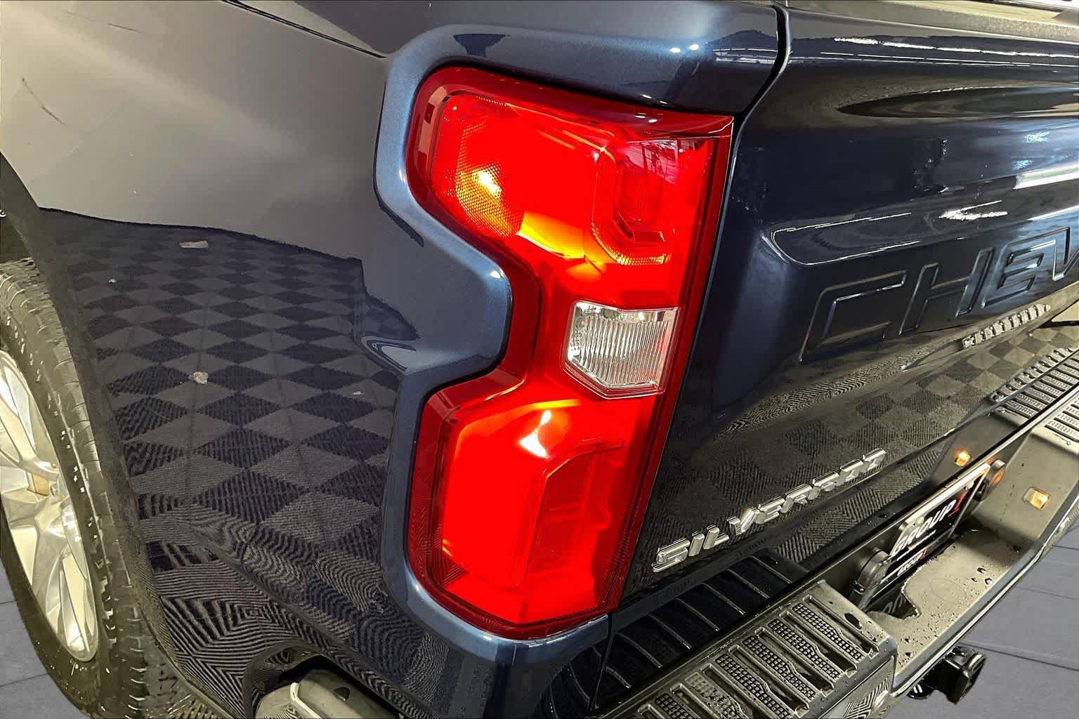 Certified 2022 Chevrolet Silverado 1500 LTZ w/ LTZ Premium Texas Edition AWD/4WD image 27