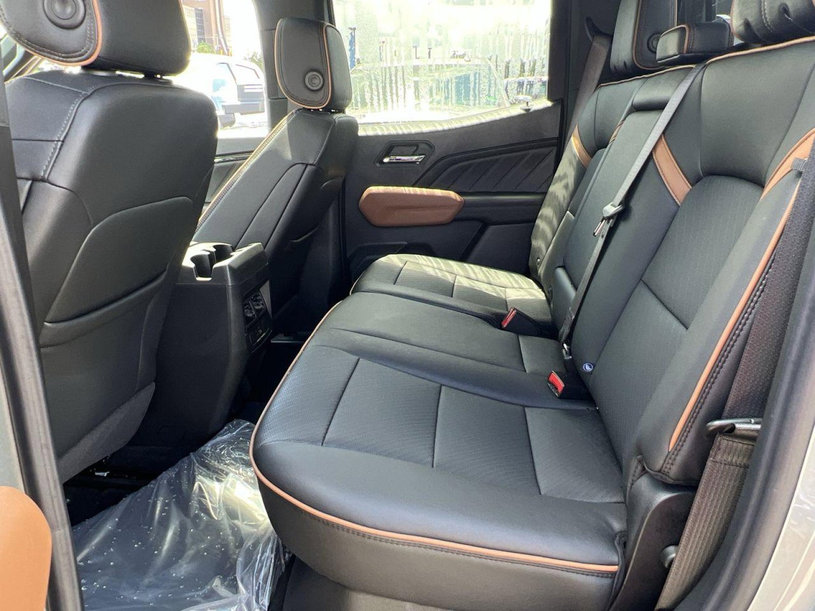 New 2025 GMC Canyon AT4 w/ Nightfall Edition image 20